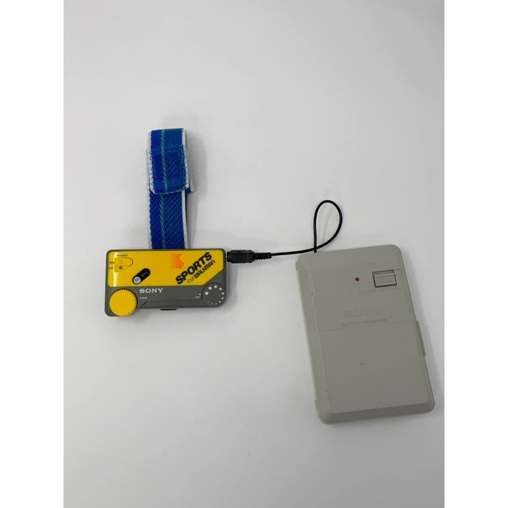 Vintage Sony SRF-F1 Sports Walkman FM‎ Radio Yellow w/ Armband & BC-40 Charger